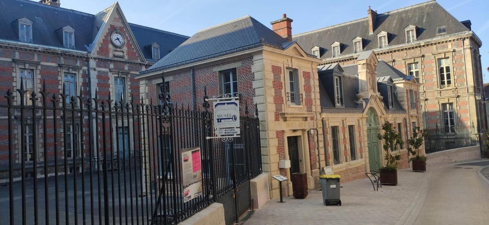 Esope By Kleidos-Ravissant T2 En Plein Centre De Château-Thierry Kültér fotó